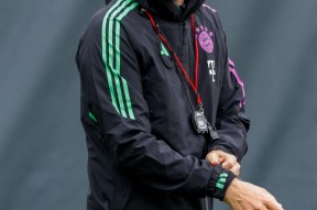 lol竞猜赛前广州队备战欧冠国际比赛日拜仁慕尼黑调整名单以备法甲，西汉姆扳平良机备战意大利杯看傻球迷的简单介绍