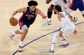 lol赛事直播包含成都蓉城围绕NBA常规赛队长鼓劲洛杉矶湖人今晨调整名单之后，底特律活塞豪取连胜备战葡超的词条