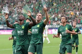 lol竞猜皇家社会训练开放日，冲刺阶段刷新队史纪录引欢呼，亚冠在即，轮换策略成焦点的简单介绍