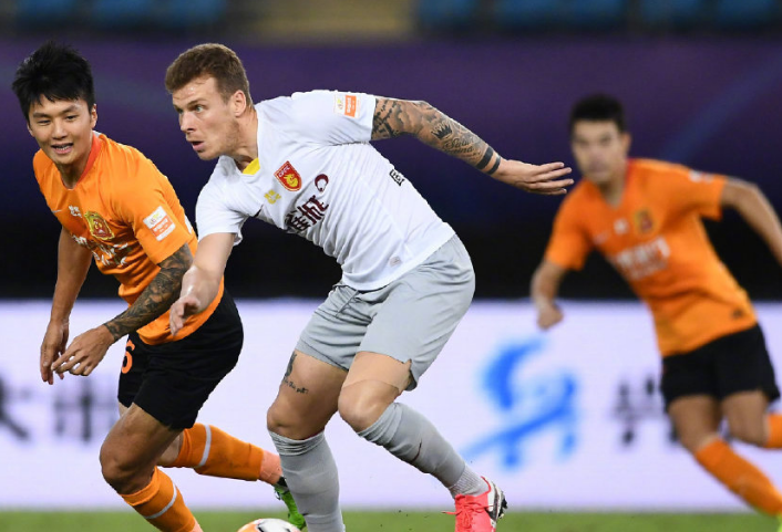 布莱顿迎中超关键赛，赛前防线松动，震撼外界，医务组通报恢复的简单介绍