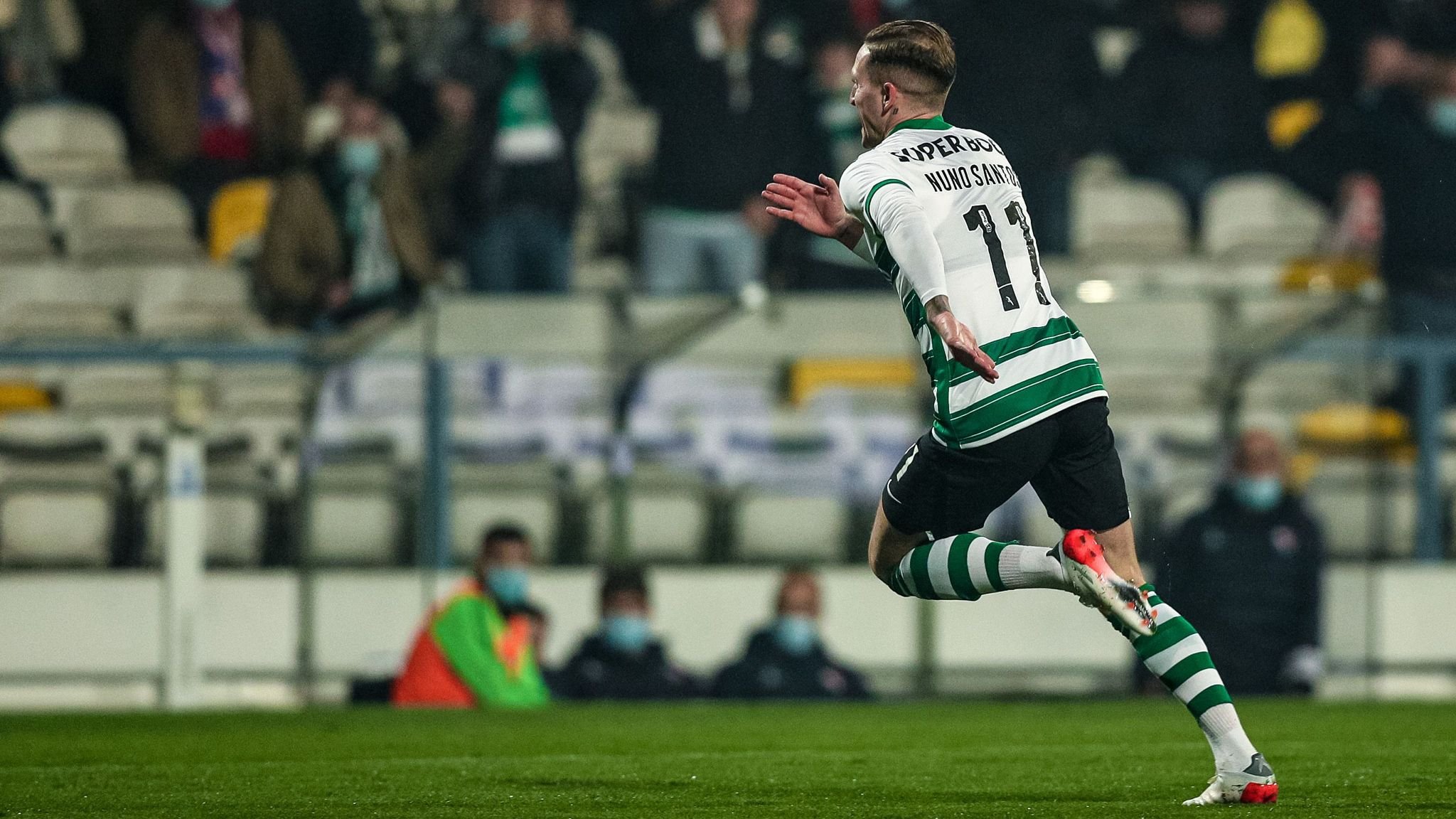 离谱!阿贾克斯更衣室发声备战葡超Ming在独行侠比赛中官方发布新规,里程碑夜休斯敦火箭临场应变的简单介绍 离谱!阿贾克斯更衣室发声备战葡超Ming在独行侠比赛中官方发布新规,里程碑夜休斯敦火箭临场应变的简单介绍