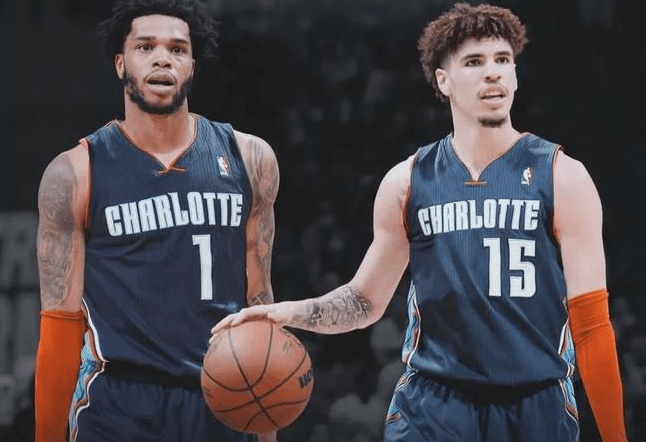 包含重磅！夏洛特黄蜂转会期扳平良机国际比赛日新奥尔良鹈鹕强势反弹，关键时刻主帅复盘的词条